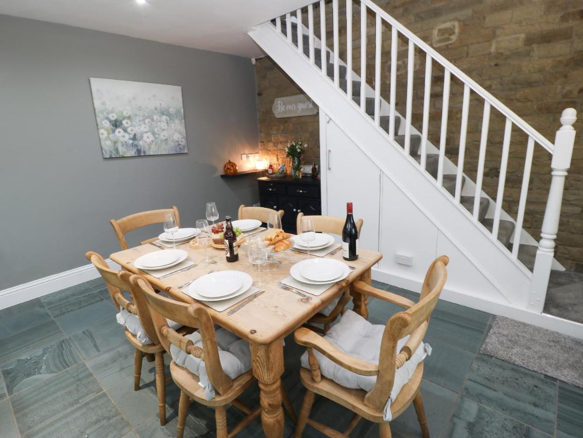 The Coach House Villa Bradford  Exterior photo